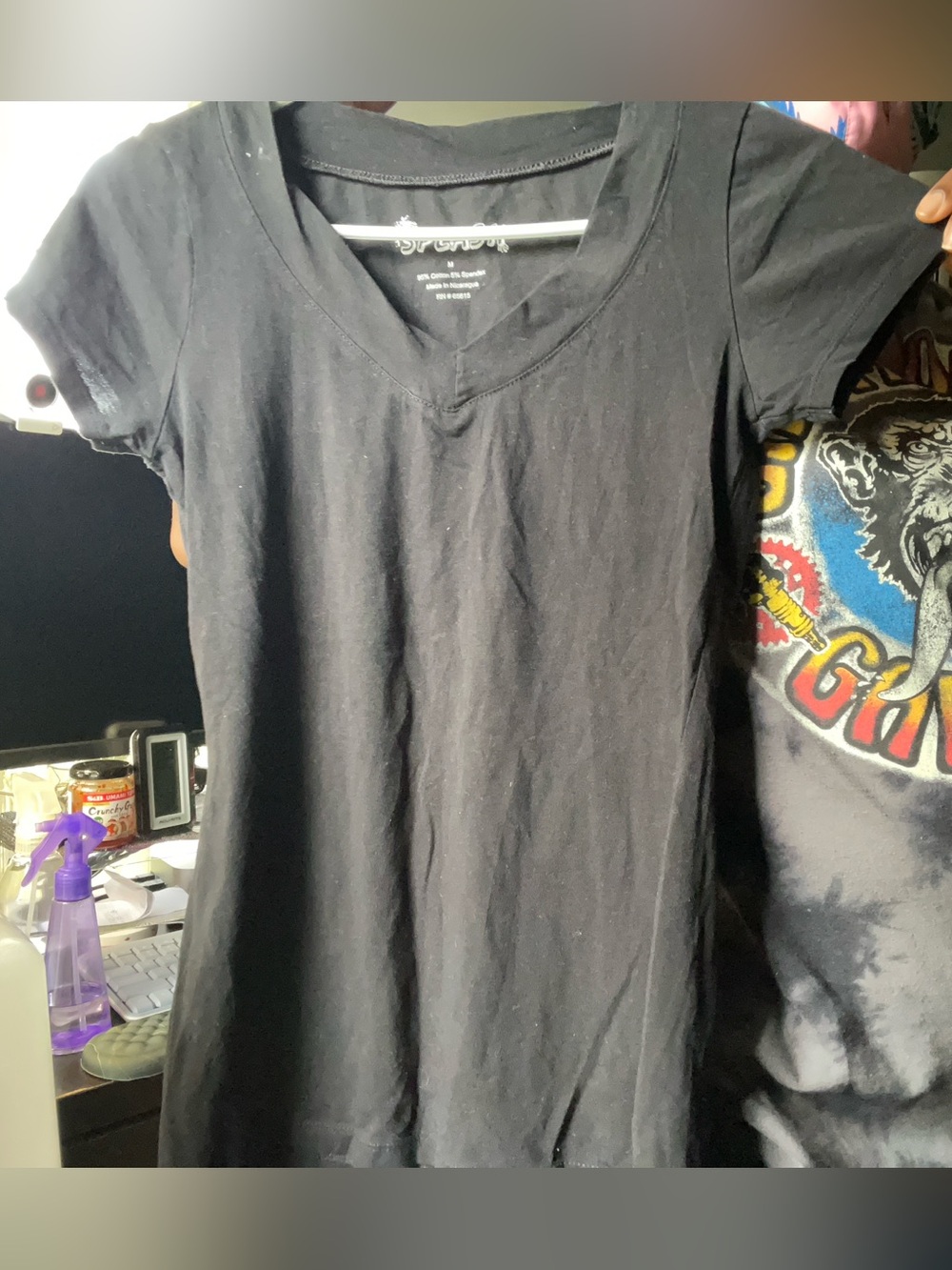 Splash Women's Black V-Neck Short Sleeve Tee